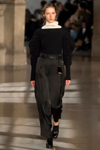Look 2